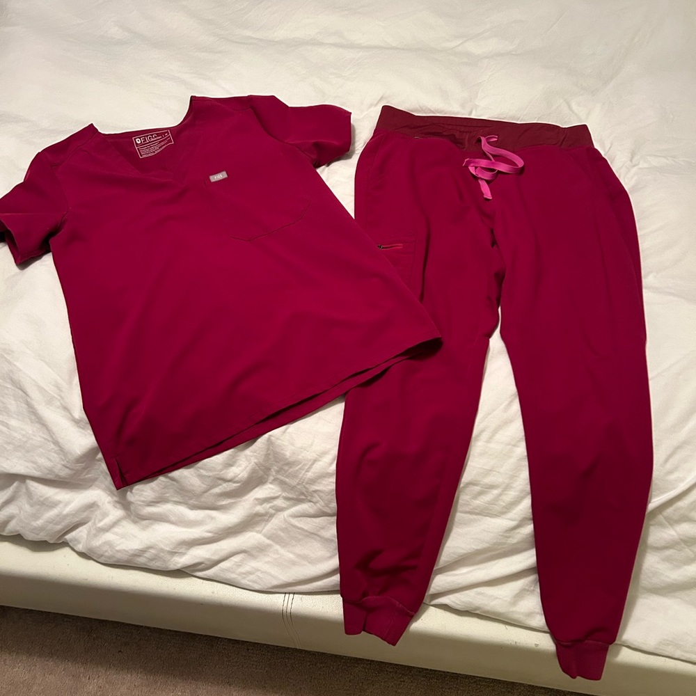 NWOT FIGS Scrub Set - Technical Collection MED